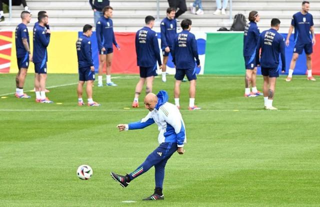 开云在线开户平台-【前瞻】“意”村希望斯卡马卡，卡拉菲奥里迎大赛首秀